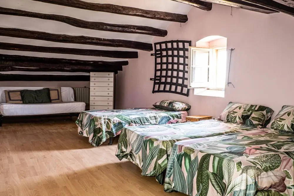 atico-1-casa-rural-masia-penedes-1
