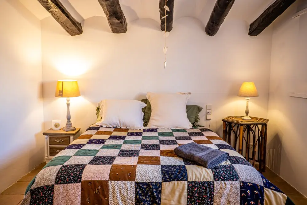 habitacion-11-casa-rural-masia-penedes-enoturismo